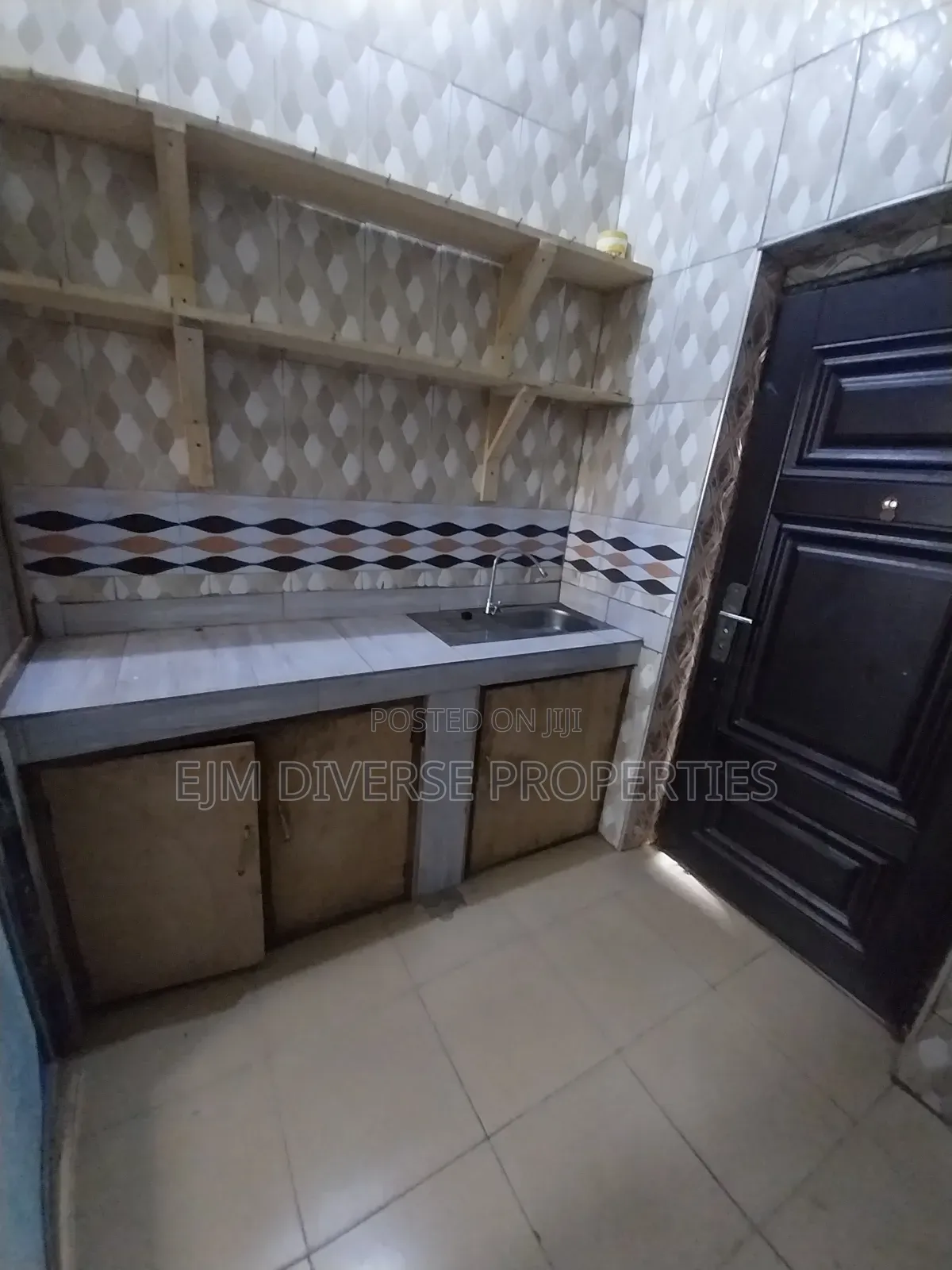 1bdrm Apartment in Penny My Brother, Teshie for rent