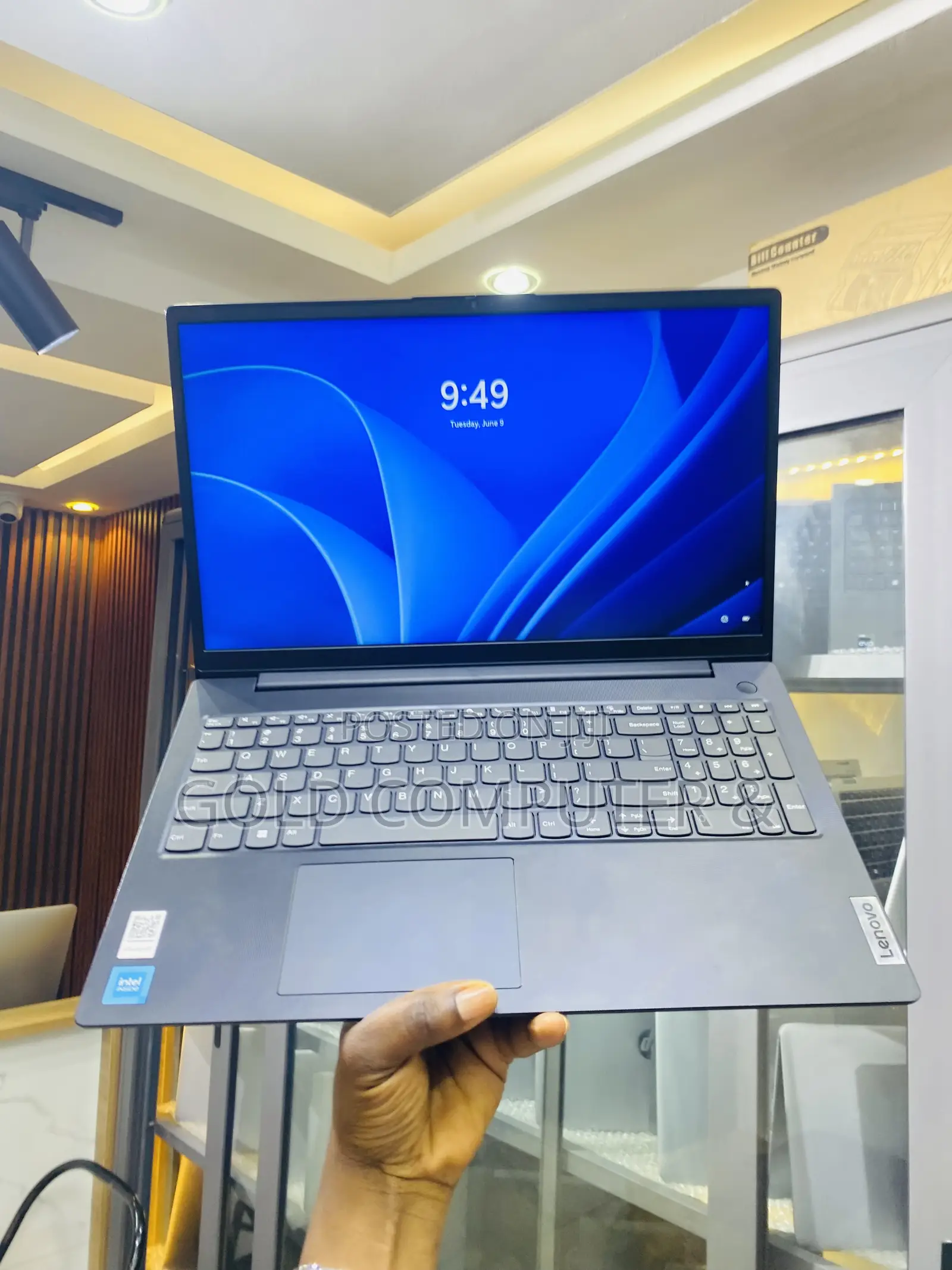 Laptop Lenovo V15 G3 16GB Intel Celeron SSD 256GB