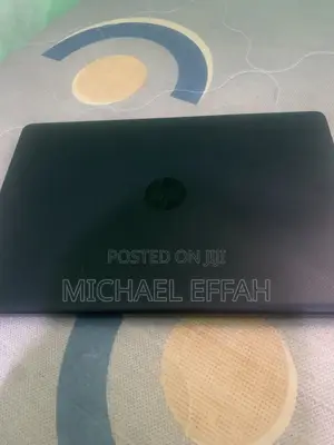 Laptop HP 14-dq1088wm 32GB Intel Core i3 HDD 1T