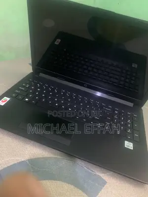 Laptop HP 14-dq1088wm 32GB Intel Core i3 HDD 1T