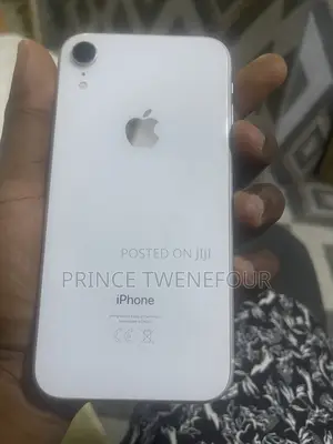 Apple iPhone XR 64 GB White