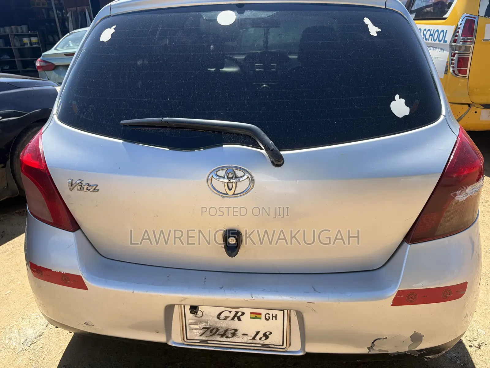 Toyota Vitz 2006 Silver