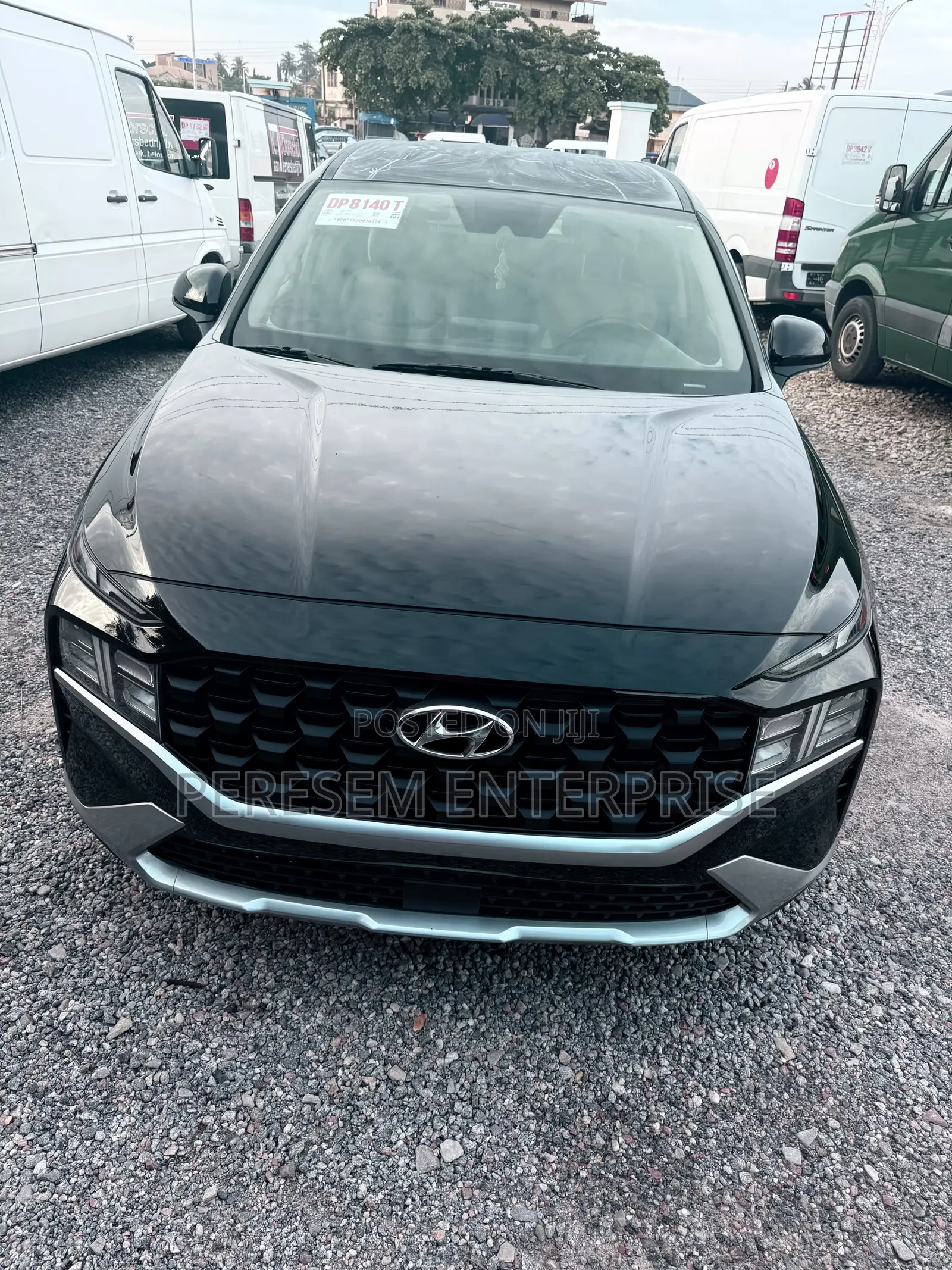 Hyundai Santa Fe SE (4 styles) 2022 Black