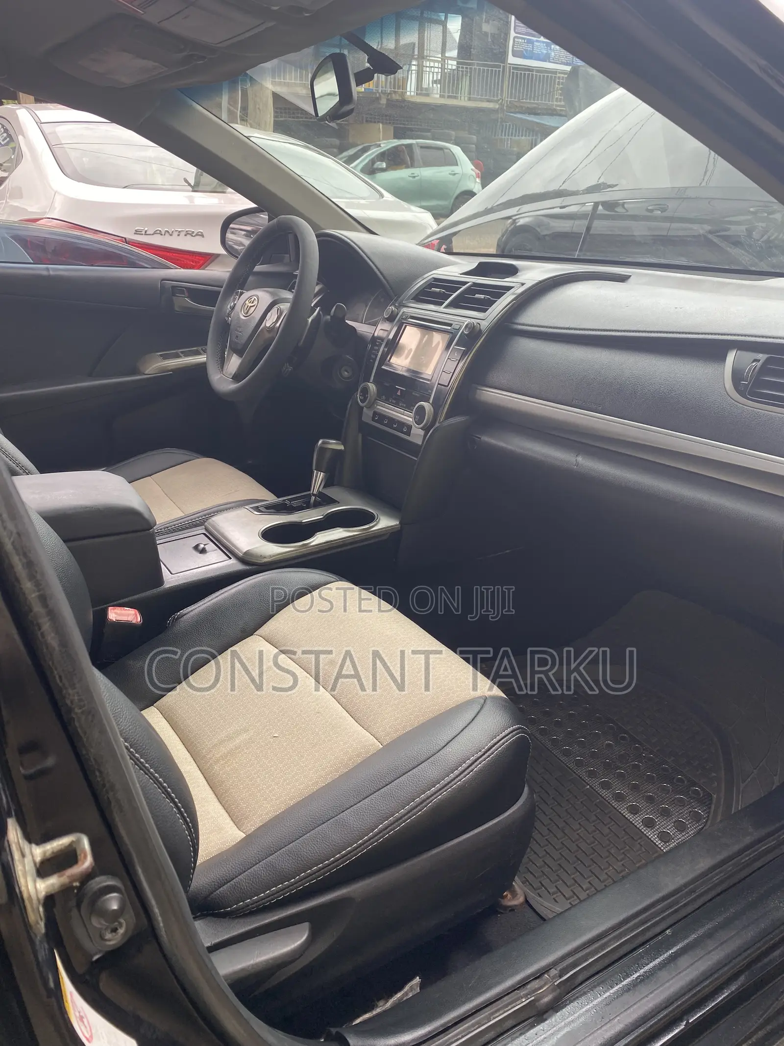 Toyota Camry SE 4dr Sedan (2.5L 4cyl 6A) 2014 Black