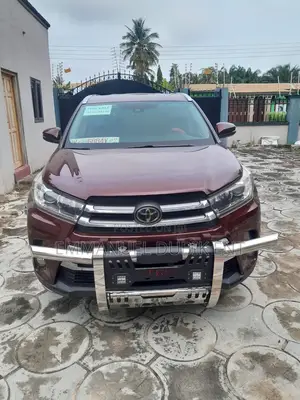 Toyota Highlander Limited Platinum 4x4 V6 (3.5L 6cyl 8A) 2017 Brown