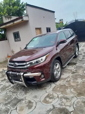 Toyota Highlander Limited Platinum 4x4 V6 (3.5L 6cyl 8A) 2017 Brown