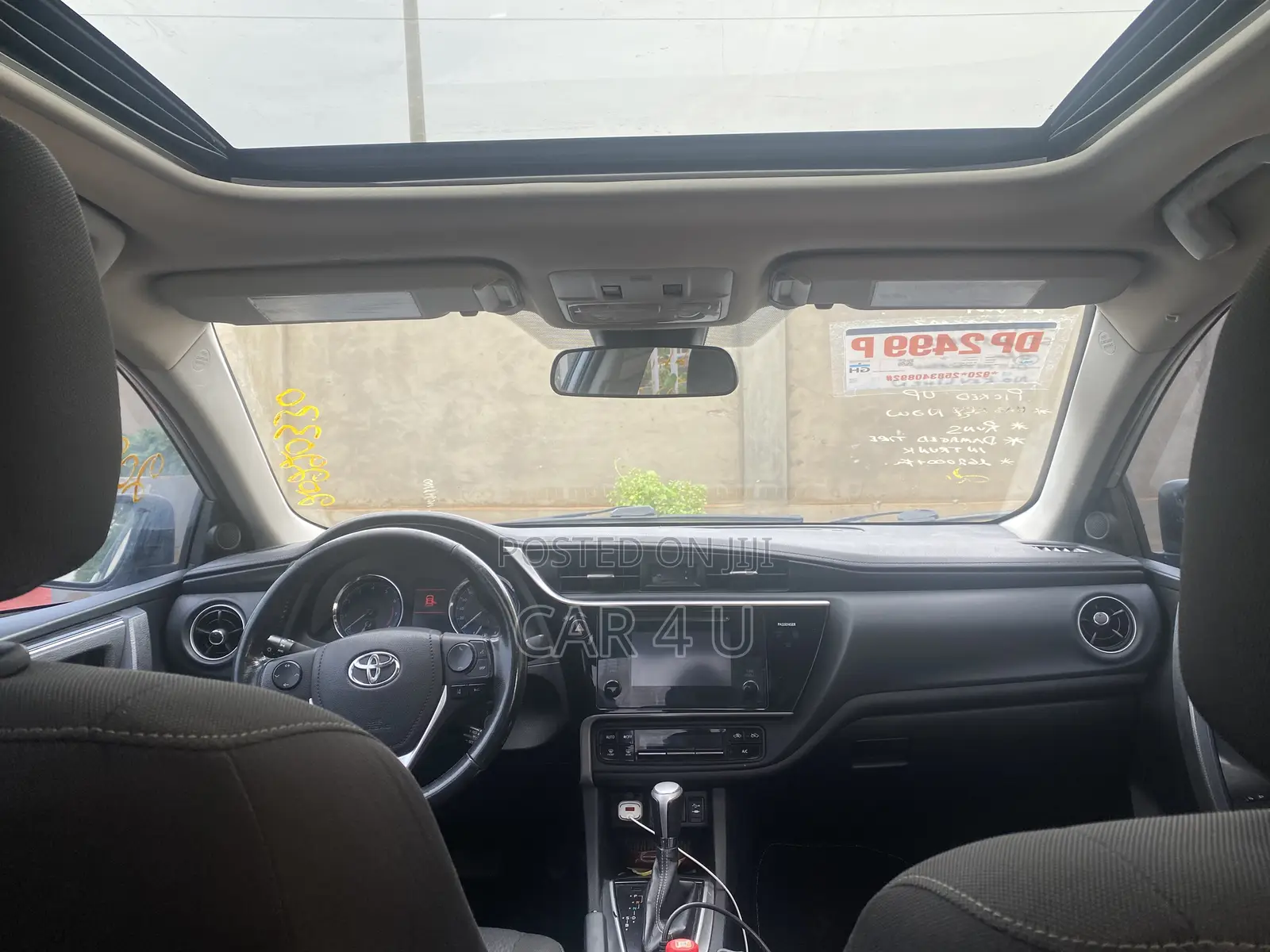 Toyota Corolla LE 4dr Sedan (1.8L 4cyl CVT) 2017 Silver