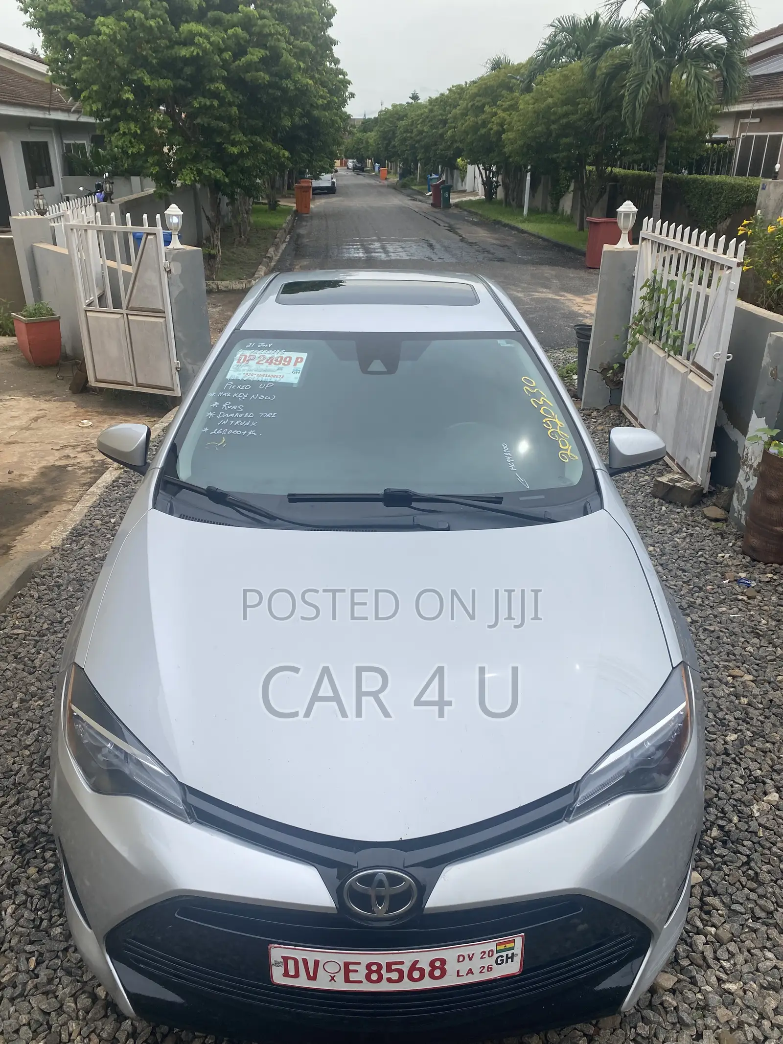 Toyota Corolla LE 4dr Sedan (1.8L 4cyl CVT) 2017 Silver