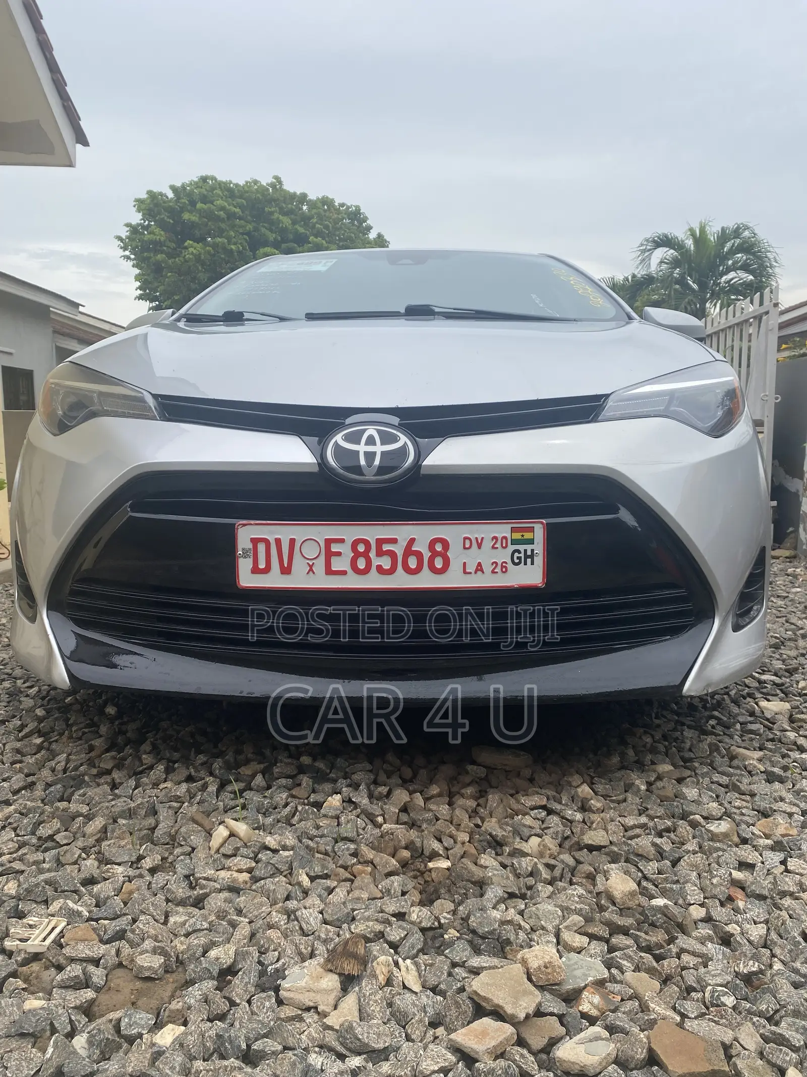 Toyota Corolla LE 4dr Sedan (1.8L 4cyl CVT) 2017 Silver
