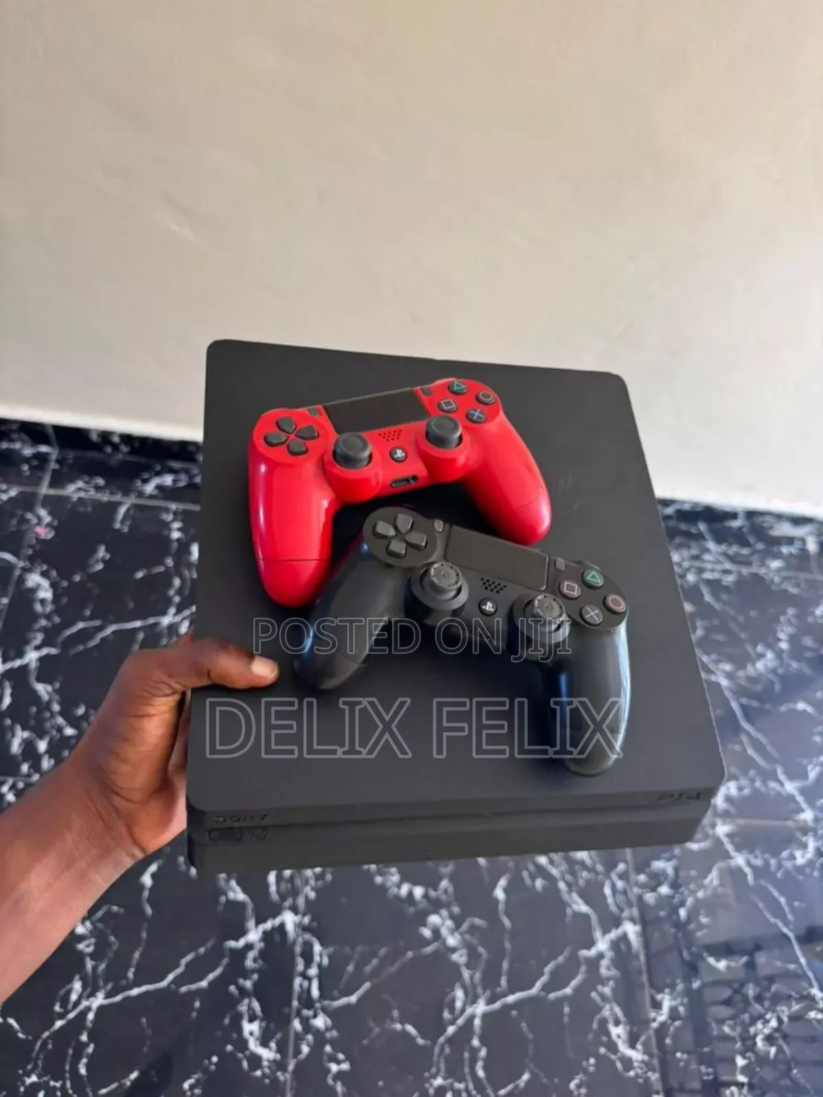 Playstation 4 Slim With 10 Games Already Installed