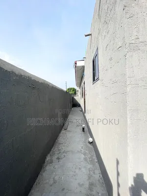 3bdrm House in 204, Teshie-Nungua Estates for sale