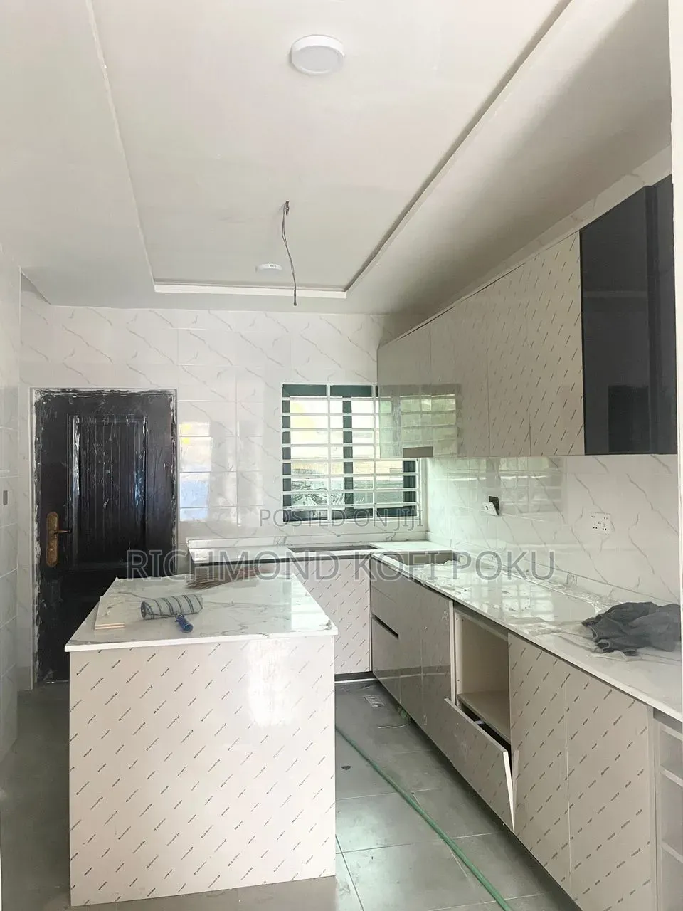 3bdrm House in 204, Teshie-Nungua Estates for sale