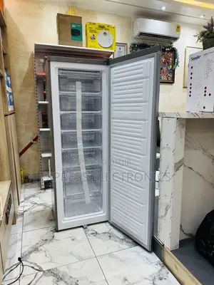 Spectacular Performance Upright Freezer Put-370-1a