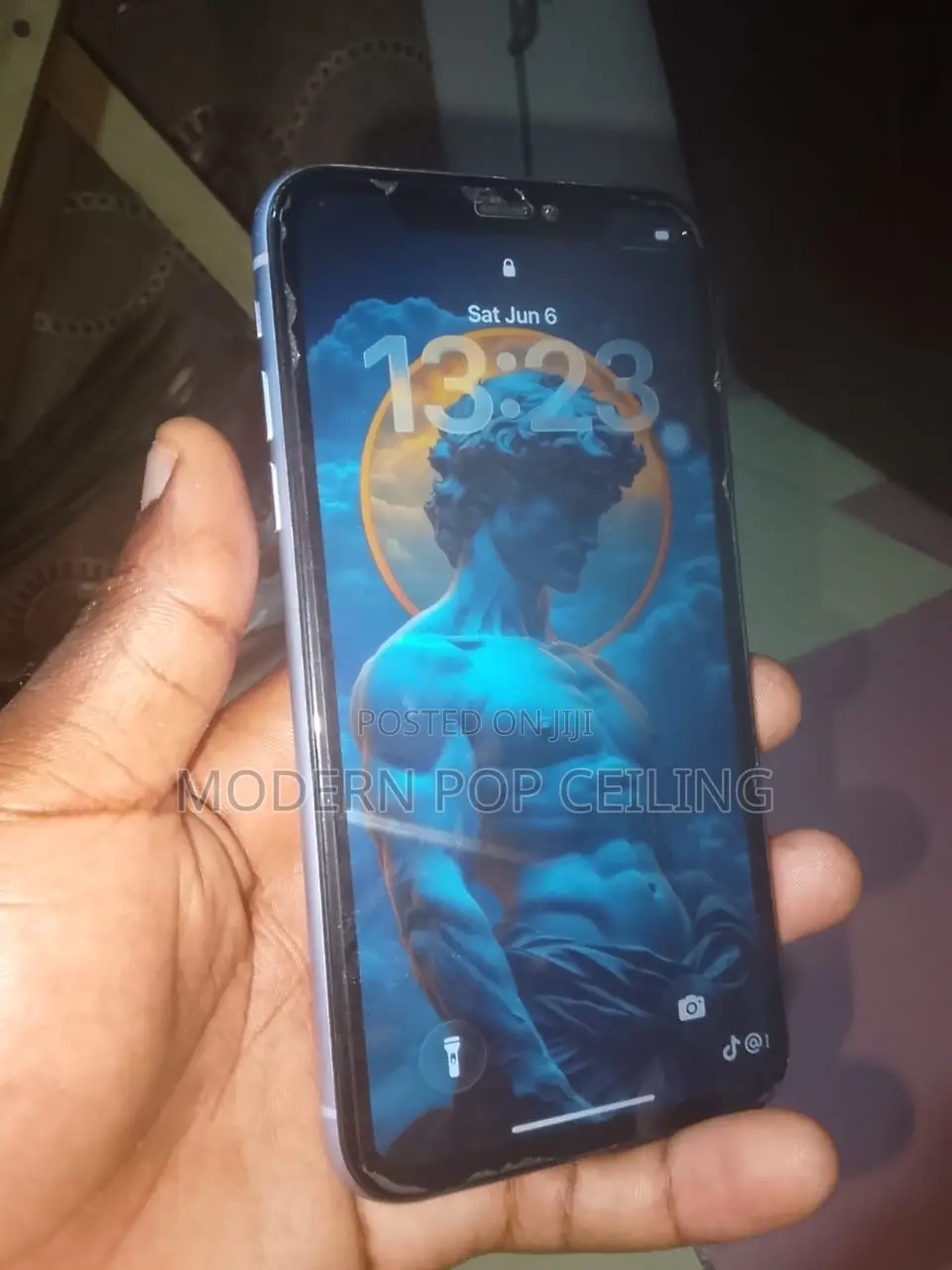 Apple iPhone 11 64 GB Gray