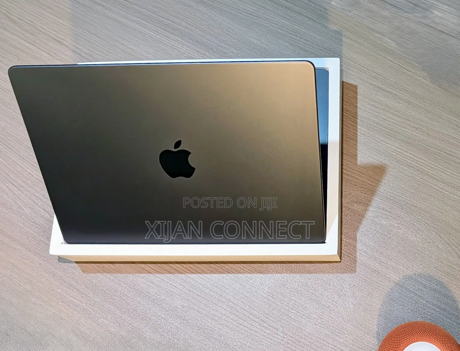 Laptop Apple MacBook Pro 2025 M5 16GB Apple M5 SSD 512GB