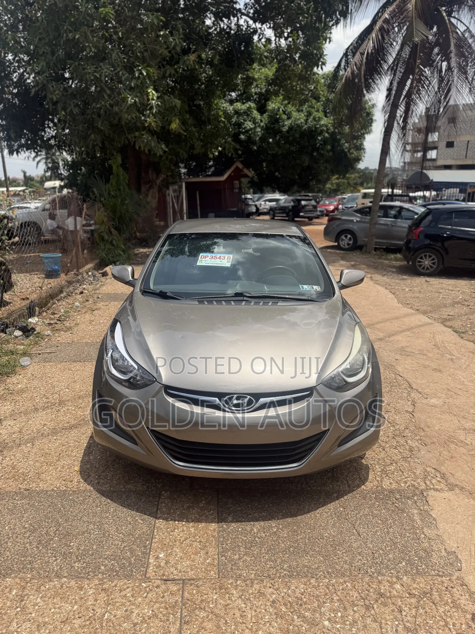 Hyundai Elantra SE Sedan FWD (1.8L 4cyl 6A) 2016 Brown