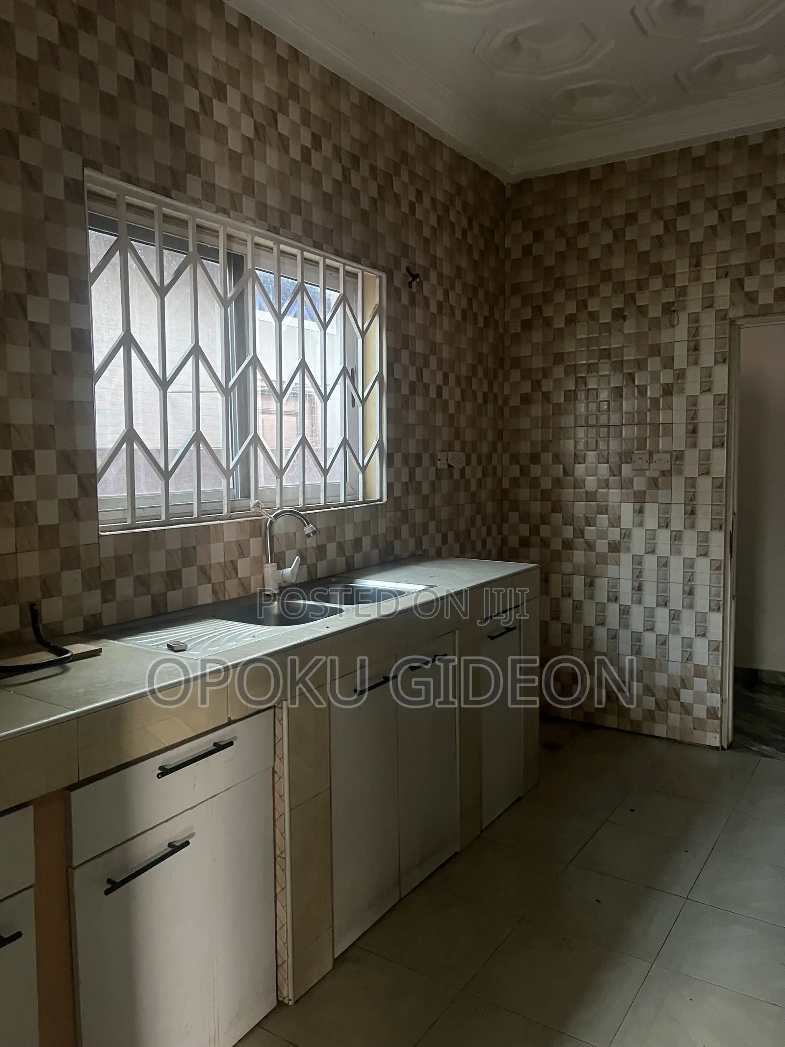 3bdrm House in Odumase, Olebu for rent