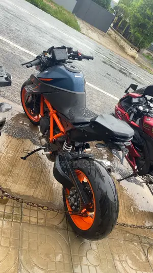 KTM Duke 125 2023 Black