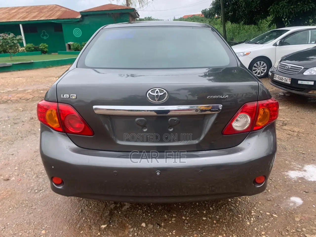 Toyota Corolla LE 4dr Sedan (1.8L 4cyl 4A) 2010 Gray