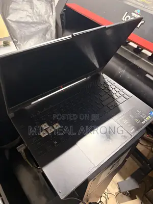 Laptop Asus TUF Dash F15 32GB Intel Core i7 HDD+SSD 500GB