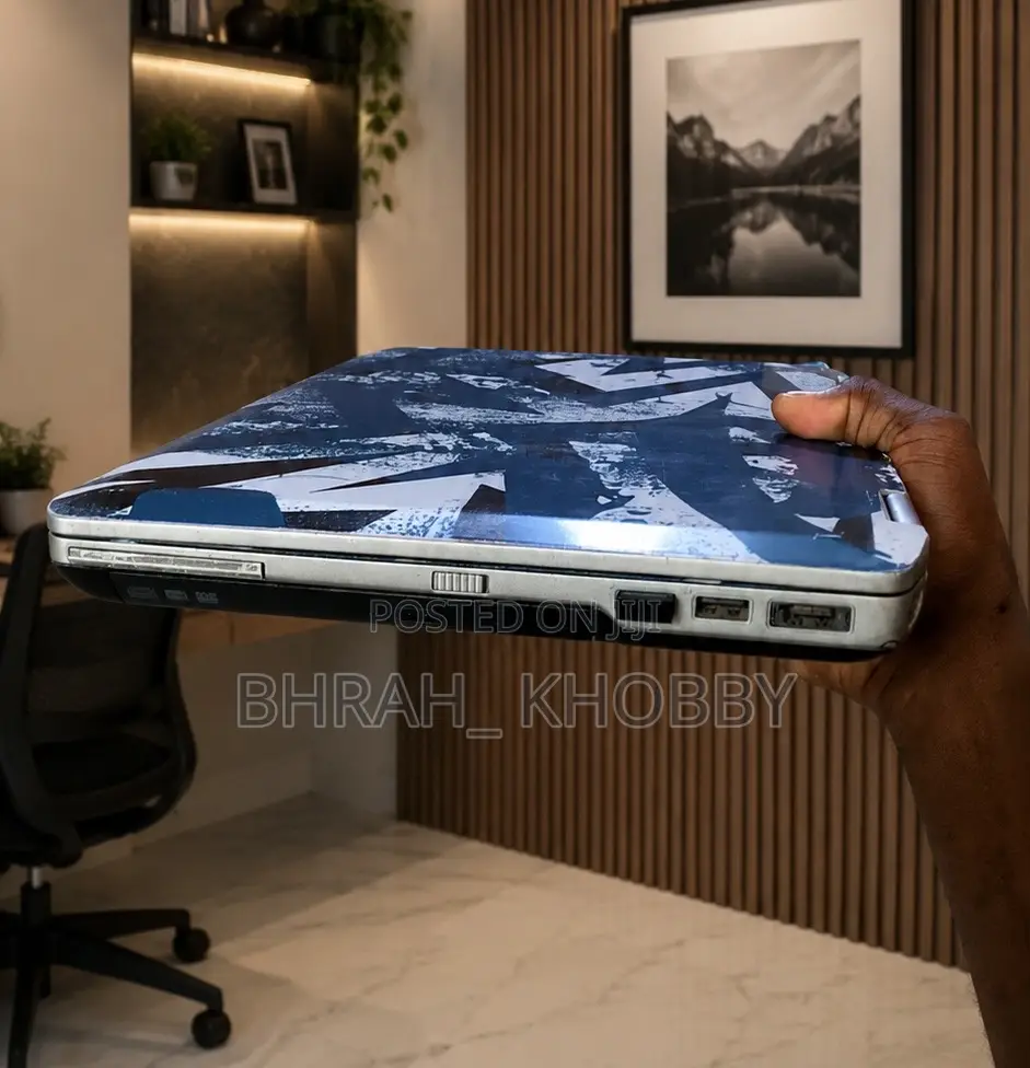 Laptop Dell Latitude 7400 12GB Intel Core i7 HDD 512GB