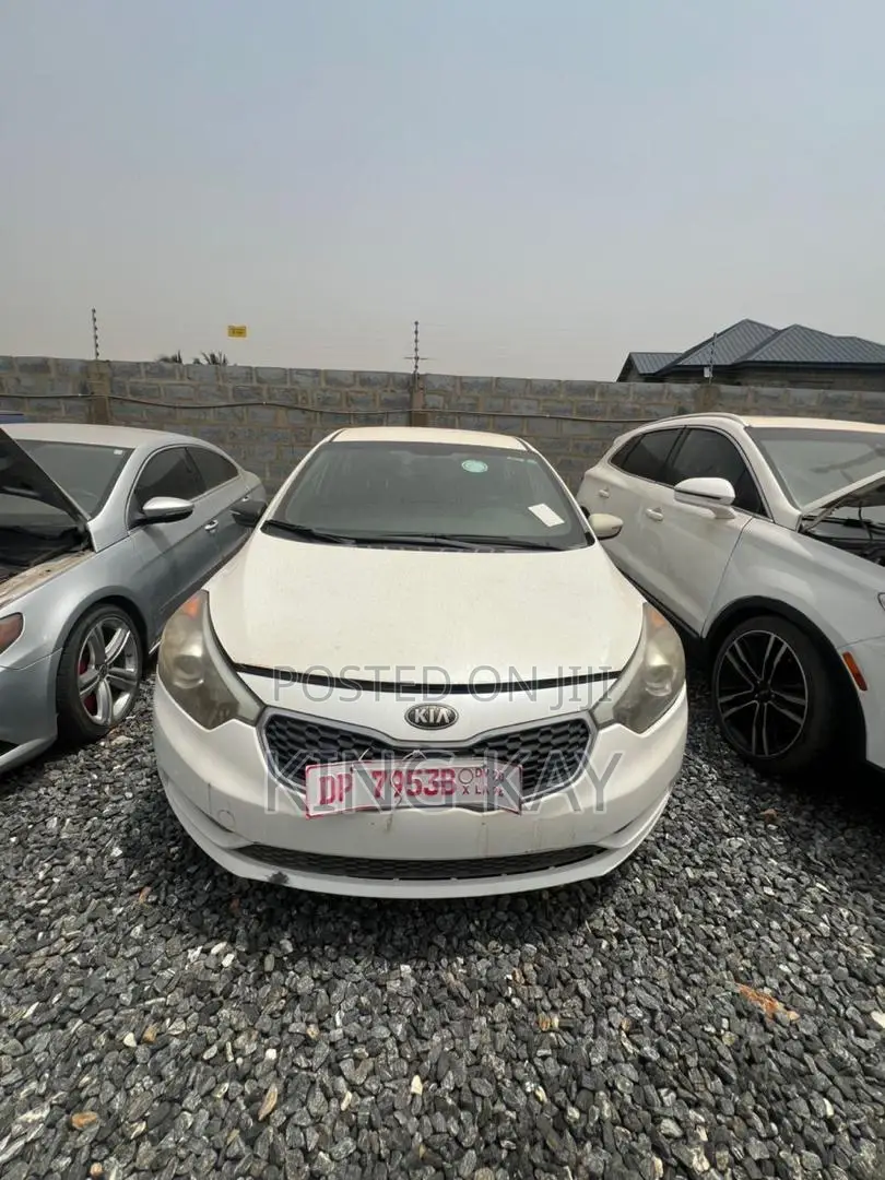 Kia Forte SX Sedan 2014 White