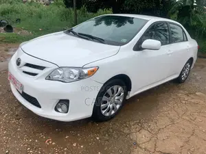 Toyota Corolla L 4dr Sedan (1.8L 4cyl 5M) 2012 White