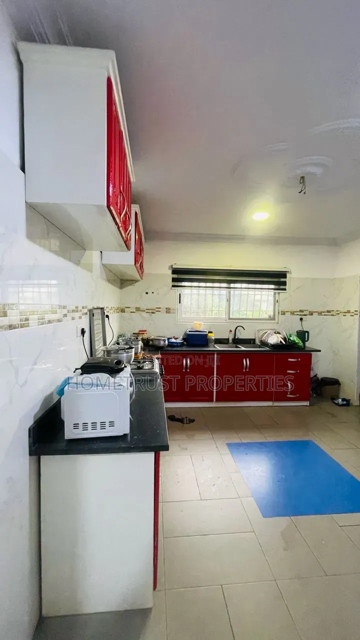 4bdrm House in Amasaman Opah for sale