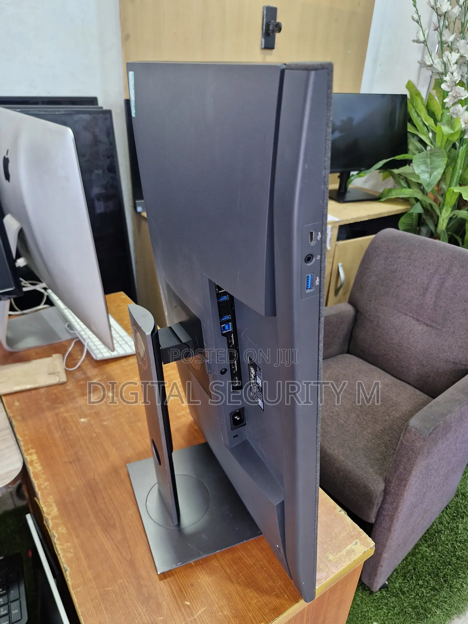 Dell 27'' Video Conference Monitor