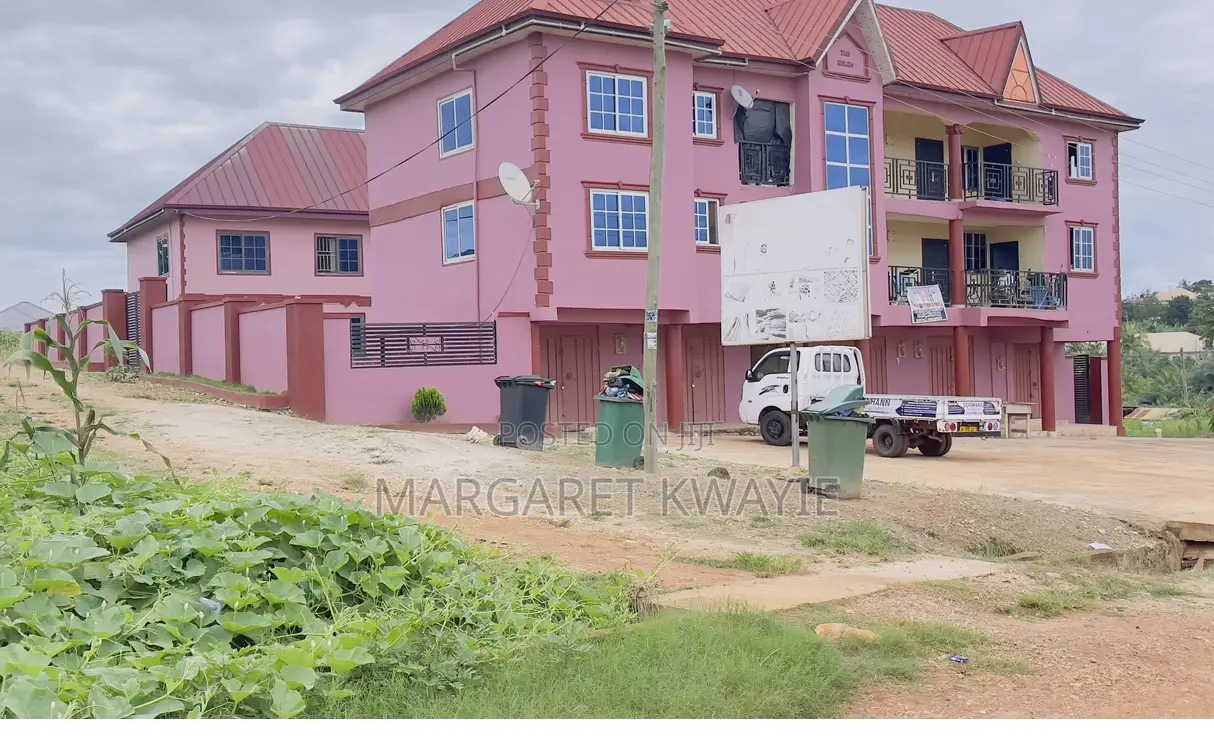1bdrm Block of Flats in Chamber And Hall, Atwima Kwanwoma for rent
