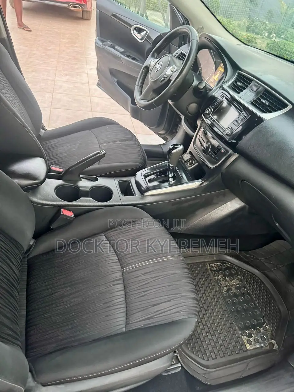 Nissan Sentra S 2018 Silver
