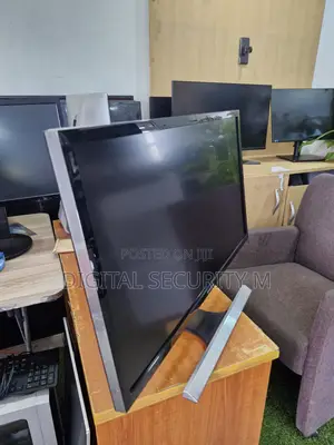 28" Uhd Monitor