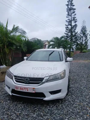 Honda Accord 2012 White