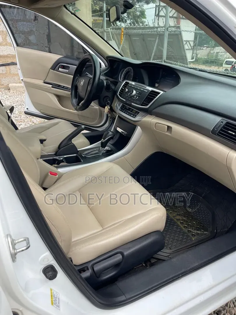 Honda Accord 2012 White