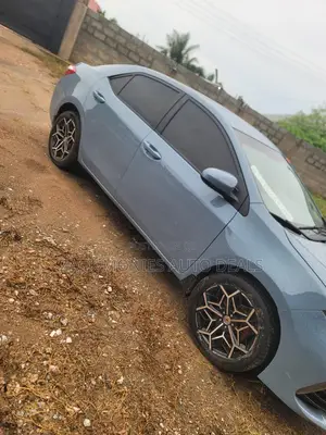 Toyota Corolla 2015 Gray