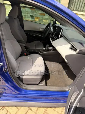 Toyota Corolla SE 2020 Blue