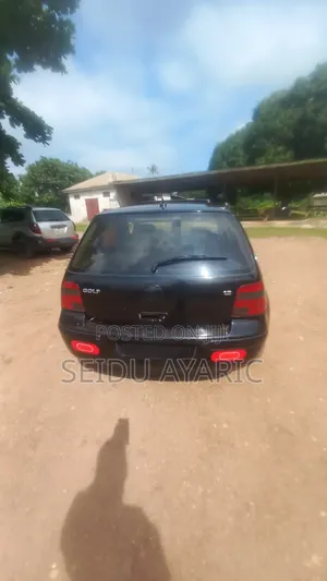 Volkswagen Golf 2002 Black