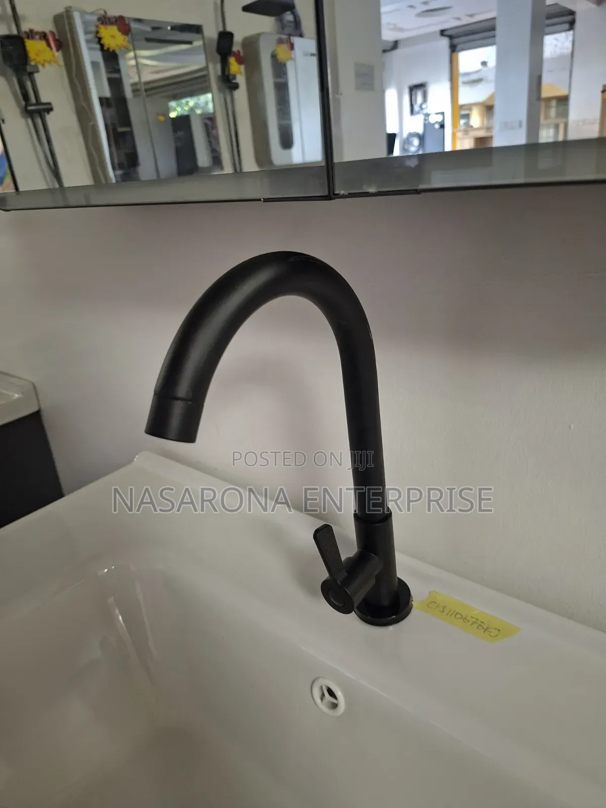 No. 2 Black Arc Faucet/Tap CFS