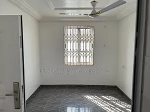 3bdrm House in Shining Star Real, Accra Metropolitan for sale
