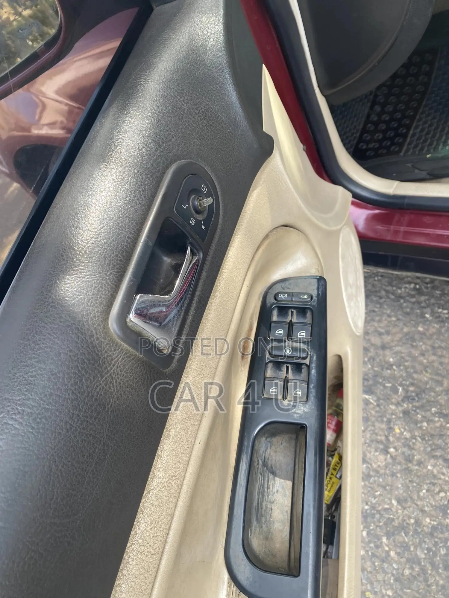 Volkswagen Passat 1998 Red