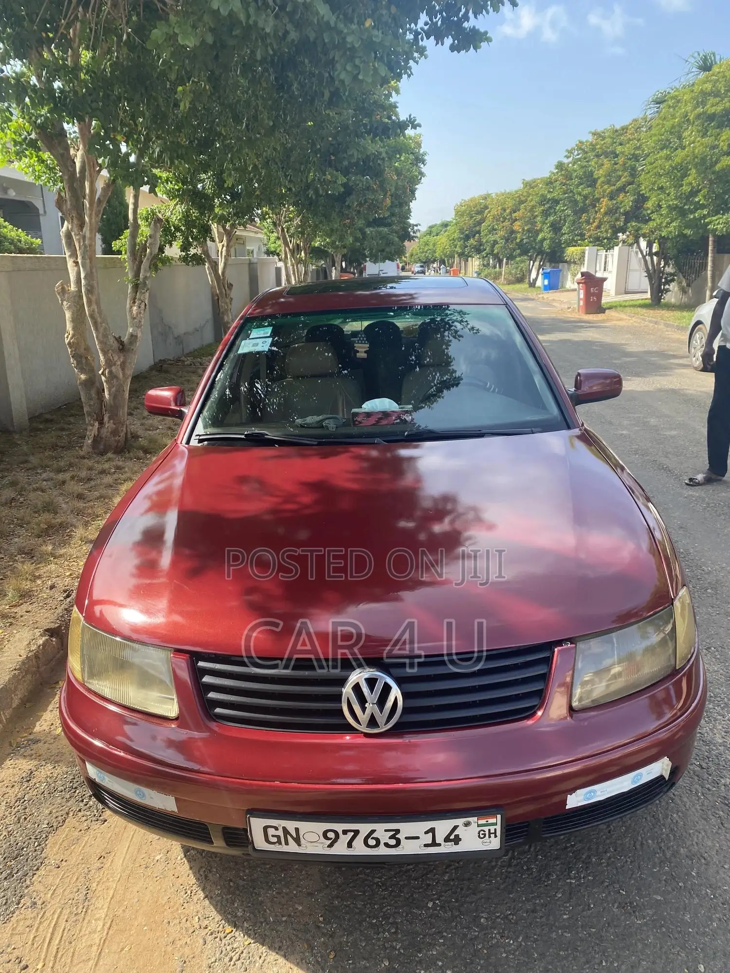 Volkswagen Passat 1998 Red