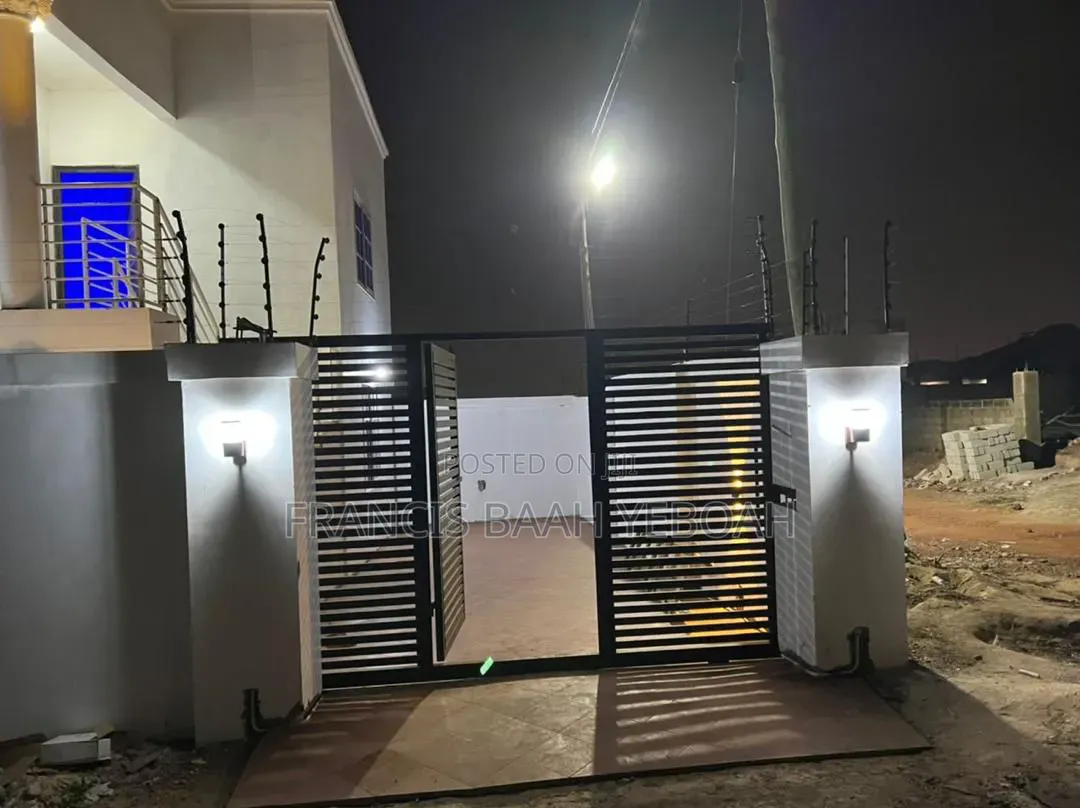3bdrm House in Shining Star Real, Accra Metropolitan for sale