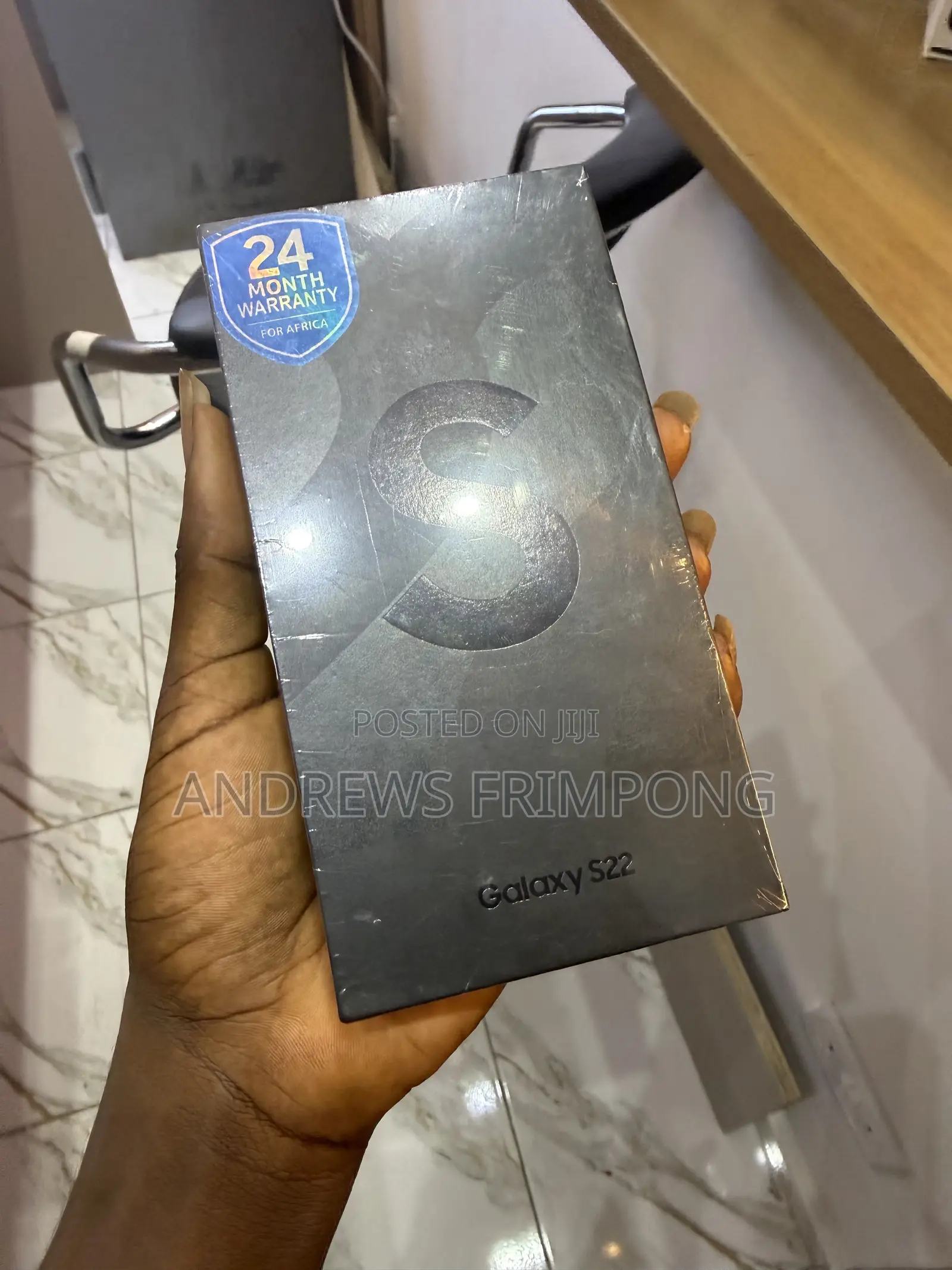 New Samsung Galaxy S22 5G 128 GB Black