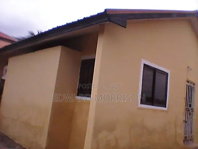 3bdrm Bungalow in Community 25, Accra Metropolitan for sale
