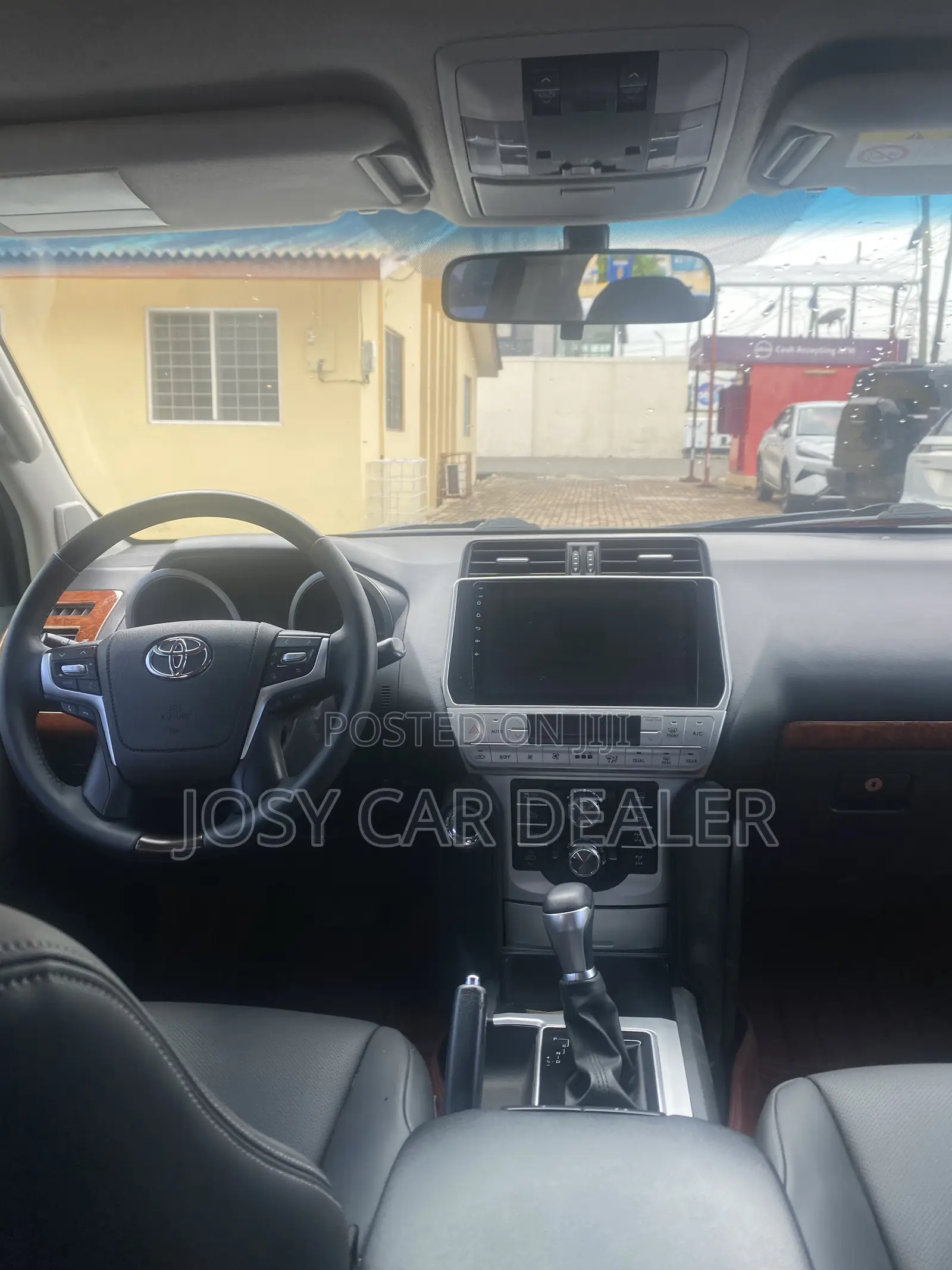 Toyota Land Cruiser Prado 2.7 2017 White