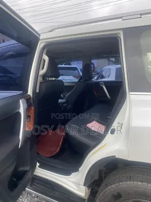 Toyota Land Cruiser Prado 2.7 2017 White