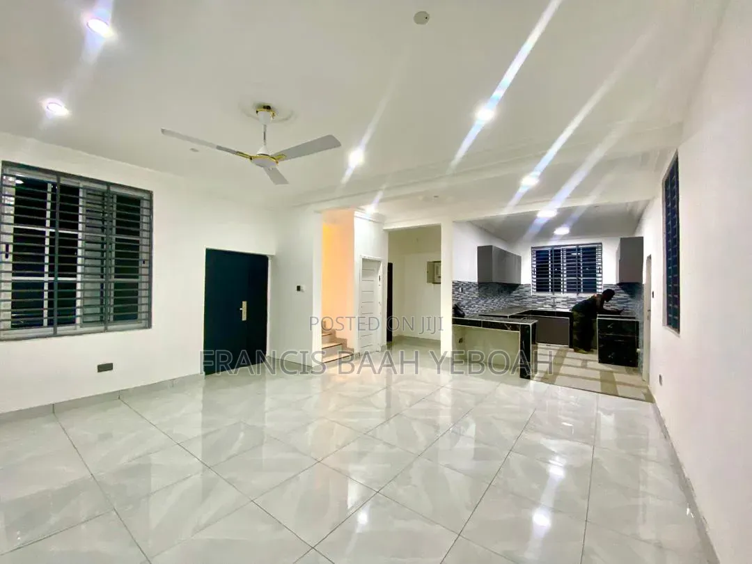 3bdrm Apartment in Shining Star Real, Accra Metropolitan for rent
