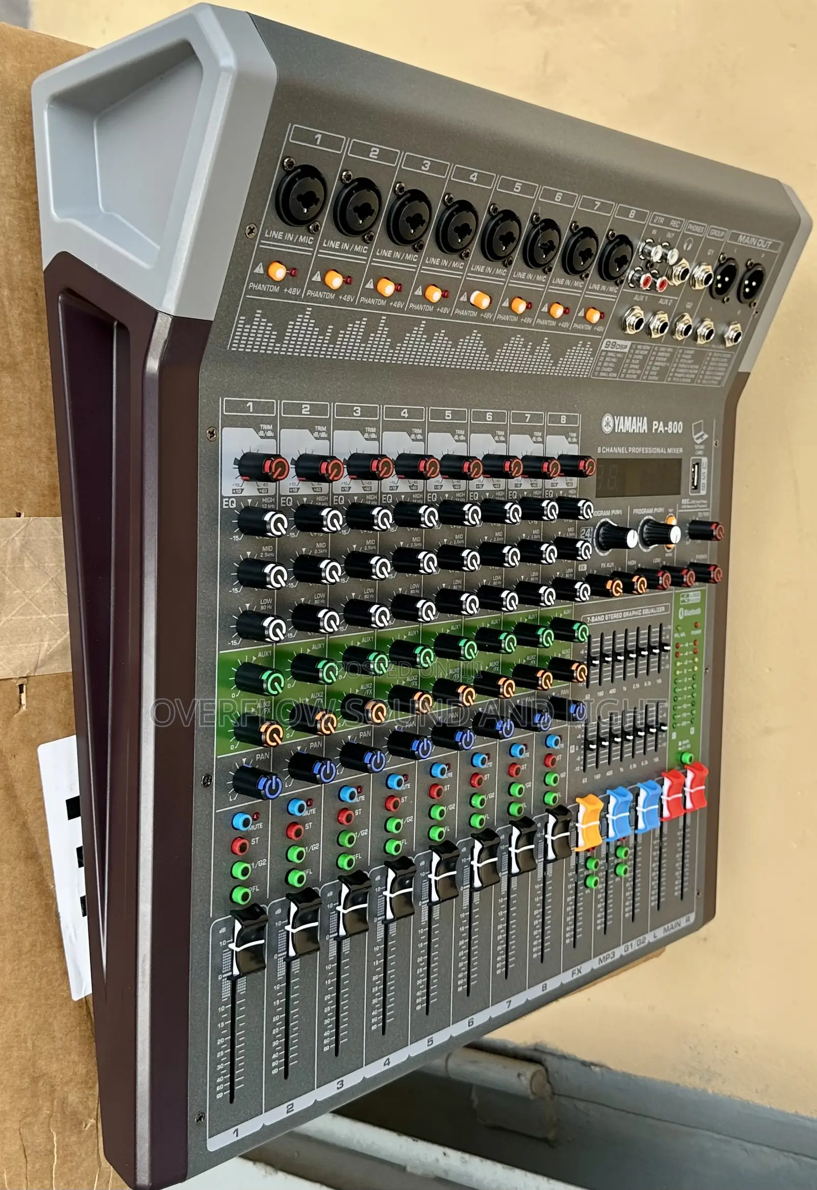 Yamaha Pa-800 Professional 8 Inches Stereo Mixer