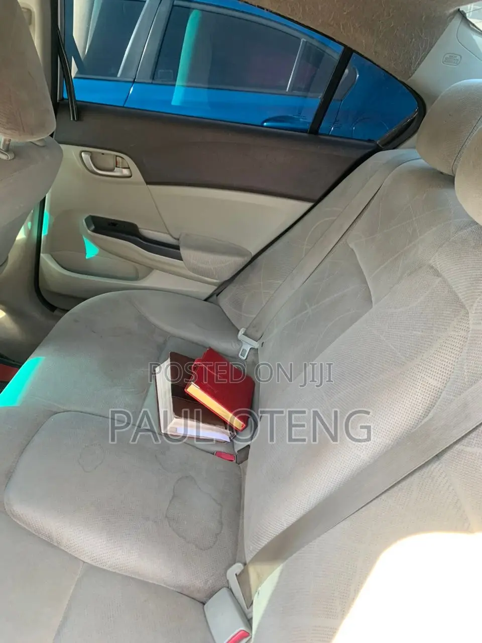 Honda Civic 1.8 5 Door Automatic 2012 Silver