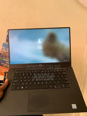 Laptop Dell XPS 15 16GB Intel Core i5 HDD+SSD 500GB